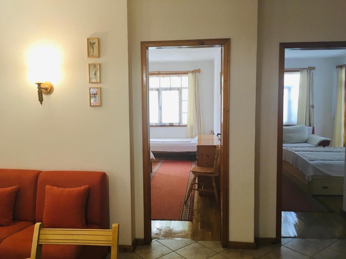Guest House Barbov Obzor Buitenkant foto